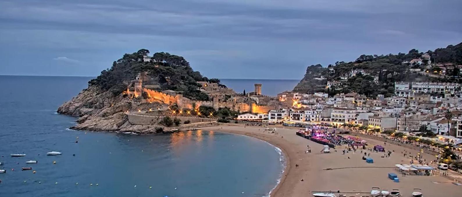 Apartamento Tossa Tossa de Mar Ngoại thất bức ảnh